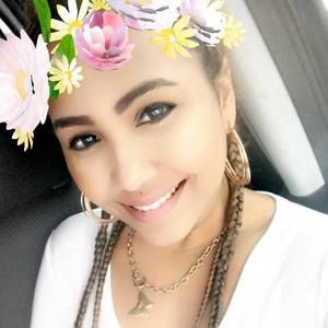 Meet your Posher, Yennifer